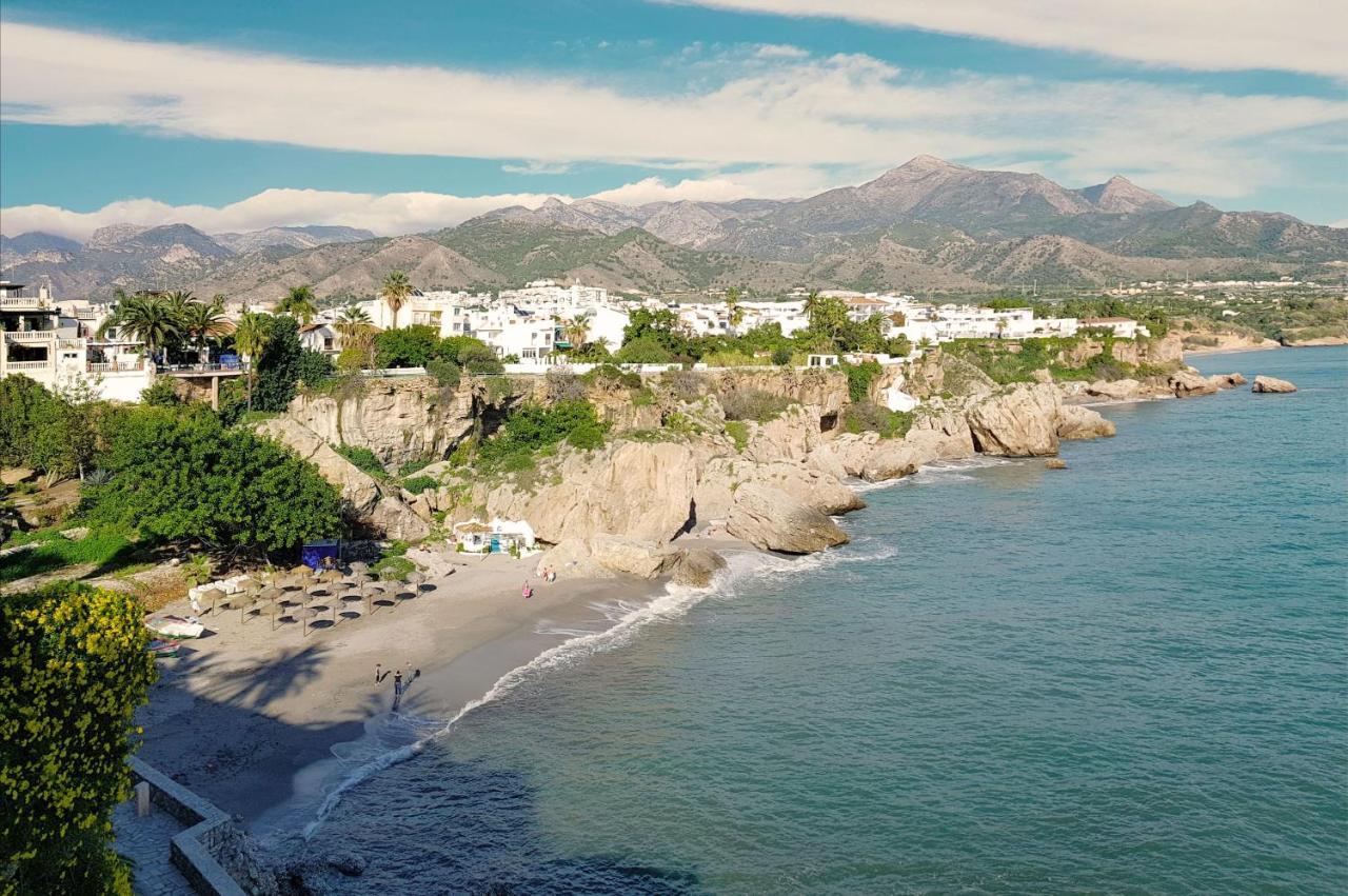 1 Bedroom In Verano Azul, Free Wi-Fi Nerja Luaran gambar