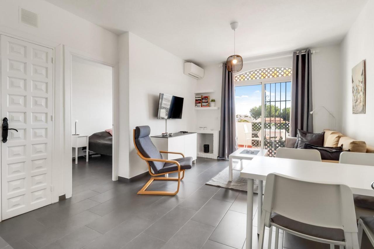 1 Bedroom In Verano Azul, Free Wi-Fi Nerja Luaran gambar
