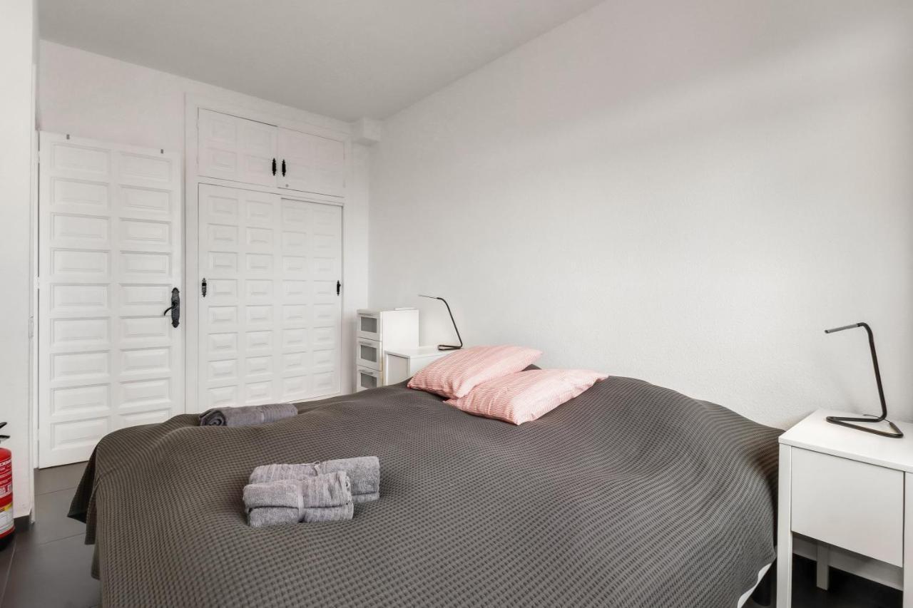 1 Bedroom In Verano Azul, Free Wi-Fi Nerja Luaran gambar