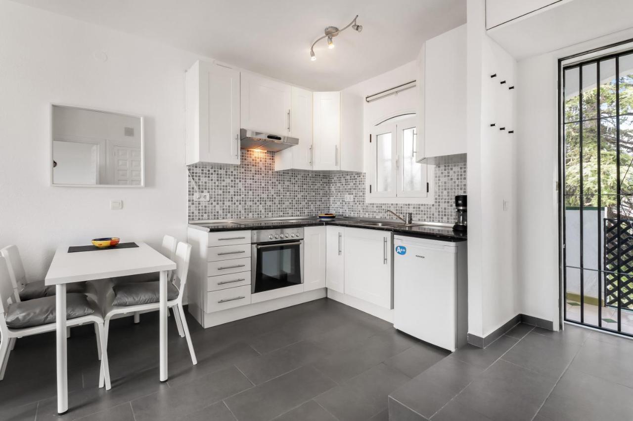 1 Bedroom In Verano Azul, Free Wi-Fi Nerja Luaran gambar